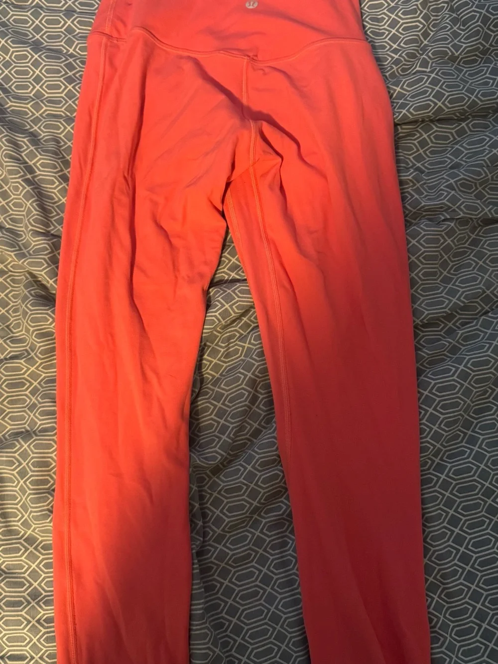 Lululemon align high rise 25’
Pale Raspberry - Picture 3 of 3